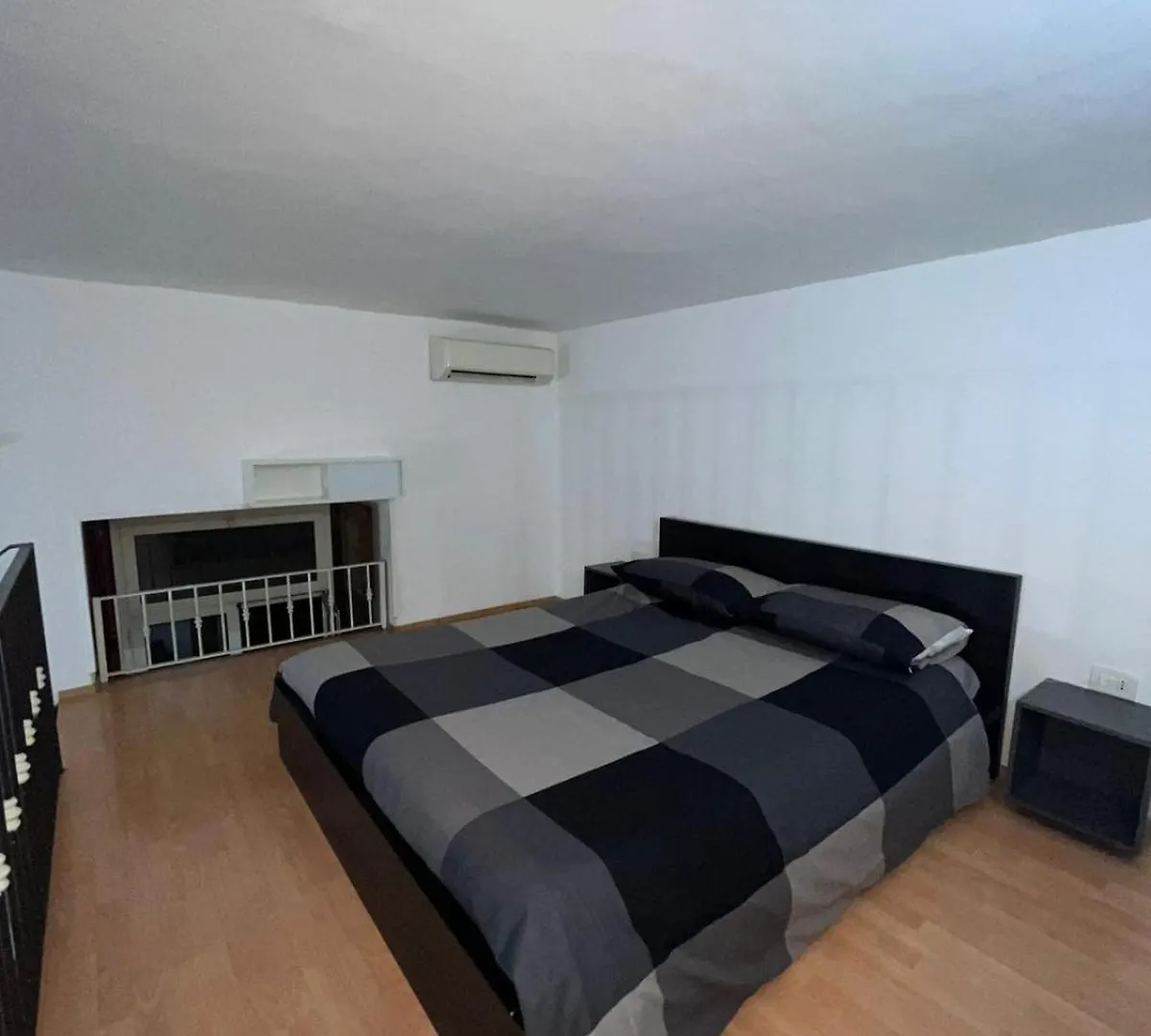 Porto 4 Apartment Naples Italy
